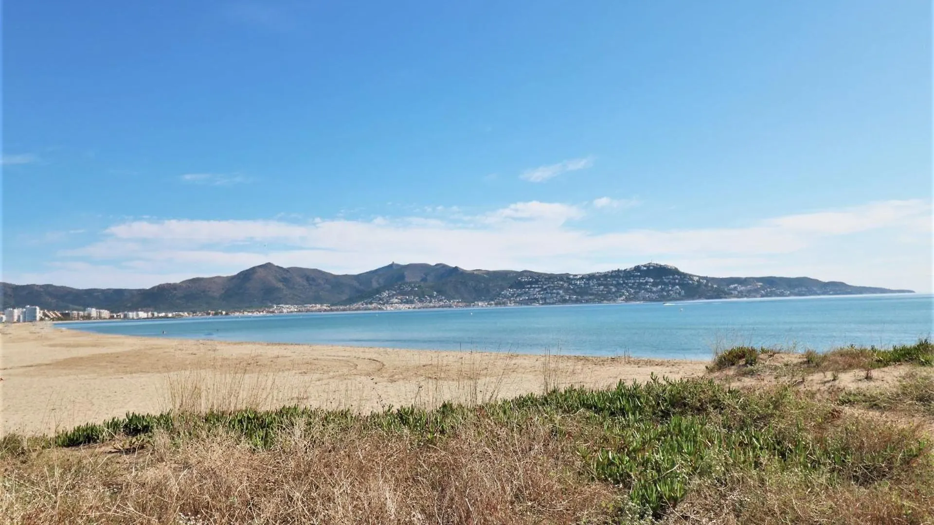 Porto Fino - Apartamento Vista Al Canal Y Reformad Empuriabrava Apartment