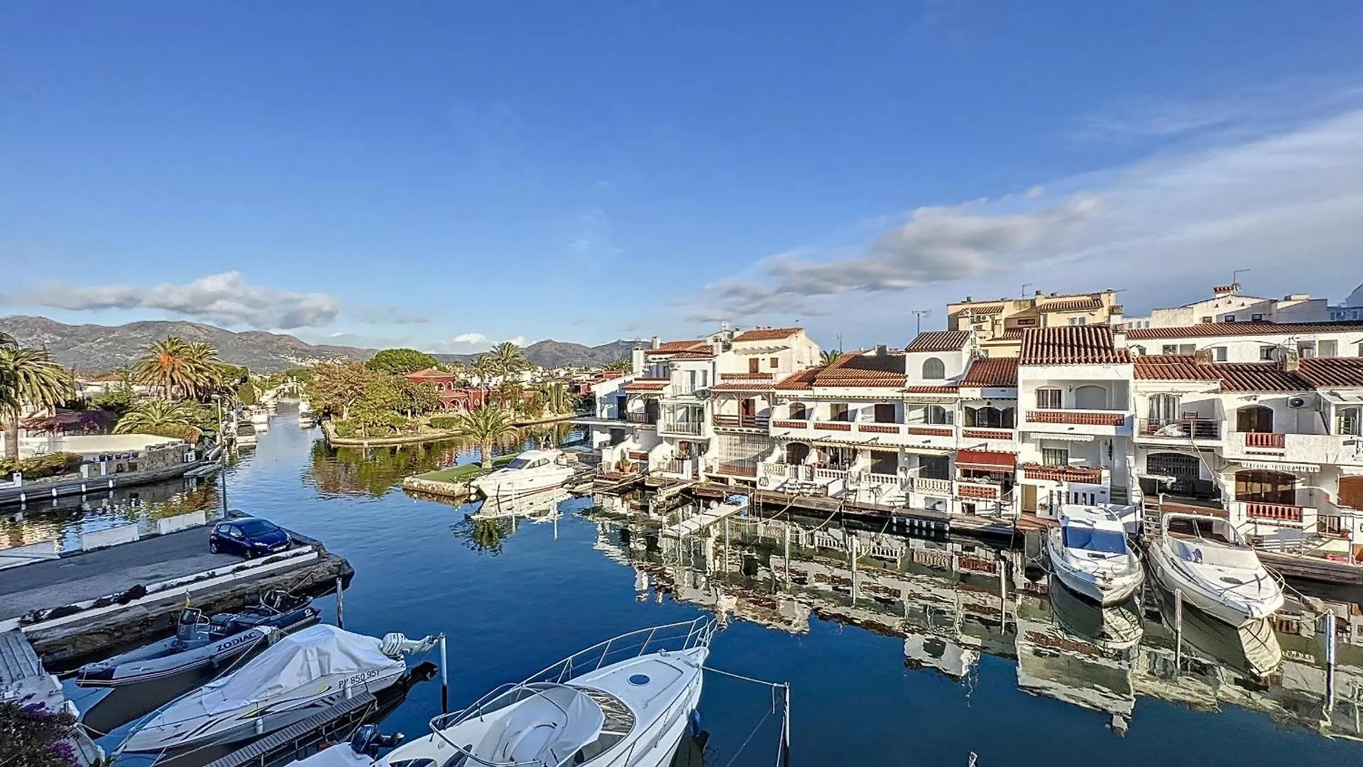 Porto Fino - Apartamento Vista Al Canal Y Reformad Empuriabrava 0*,