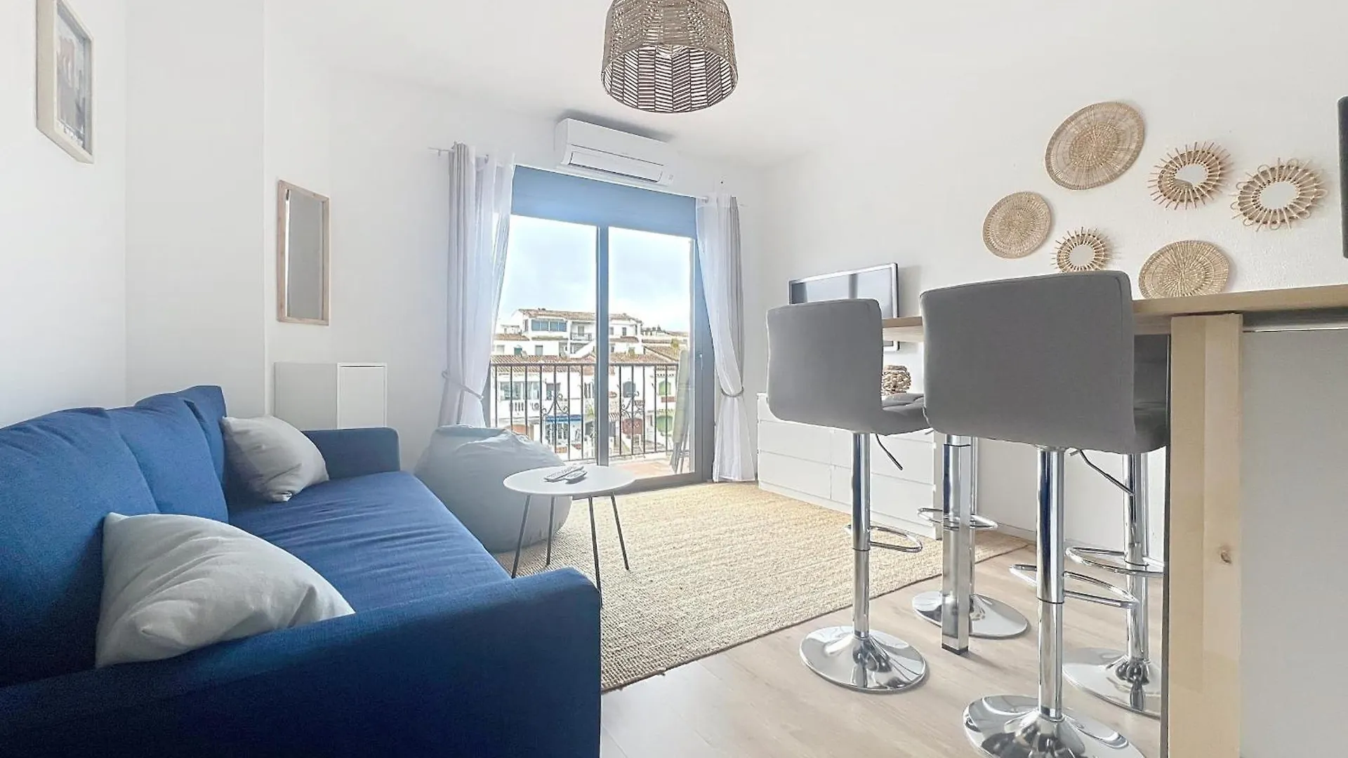 Porto Fino - Apartamento Vista Al Canal Y Reformad Empuriabrava 0*,  Spain